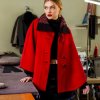 abrigo-onix-rojo-negro-4