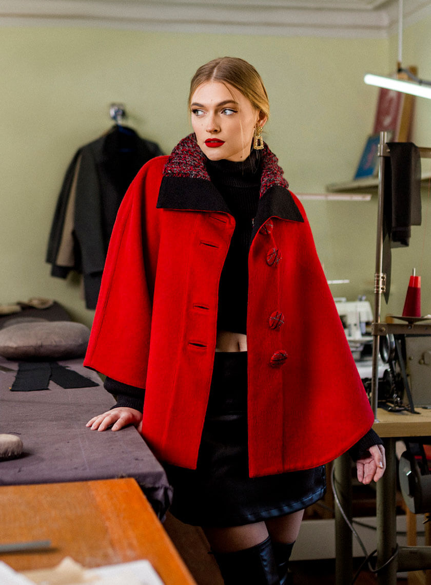 abrigo-onix-rojo-negro-4